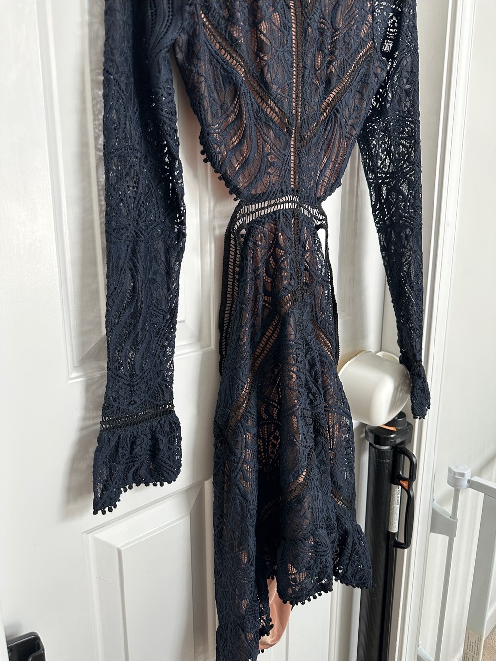 For Love & Lemons Black (Dark Navy) Lace Backless Long Sleeve Mini Dress - L - Picture 3 of 8